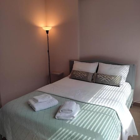 Double M Comfy Flat Apartamento Markópoulon Exterior foto
