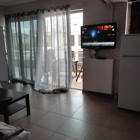 Double M Comfy Flat Apartamento Markópoulon Exterior foto