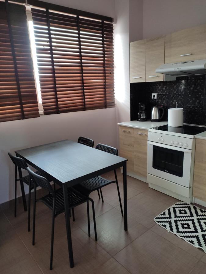 Double M Comfy Flat Apartamento Markópoulon Exterior foto